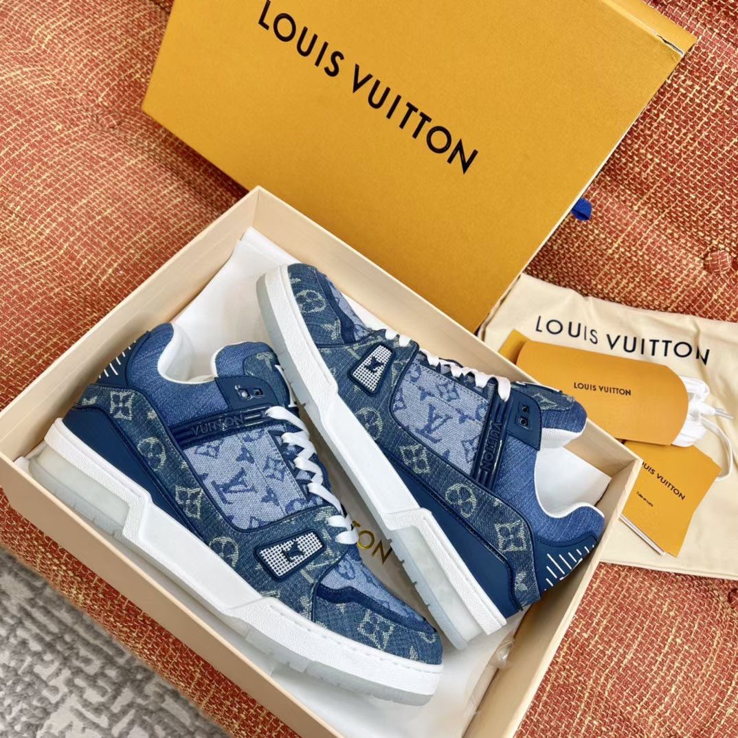 Authentic Louis Vuitton Monogram Mens Trainer Sneaker US10 EU43 LV/UK9
