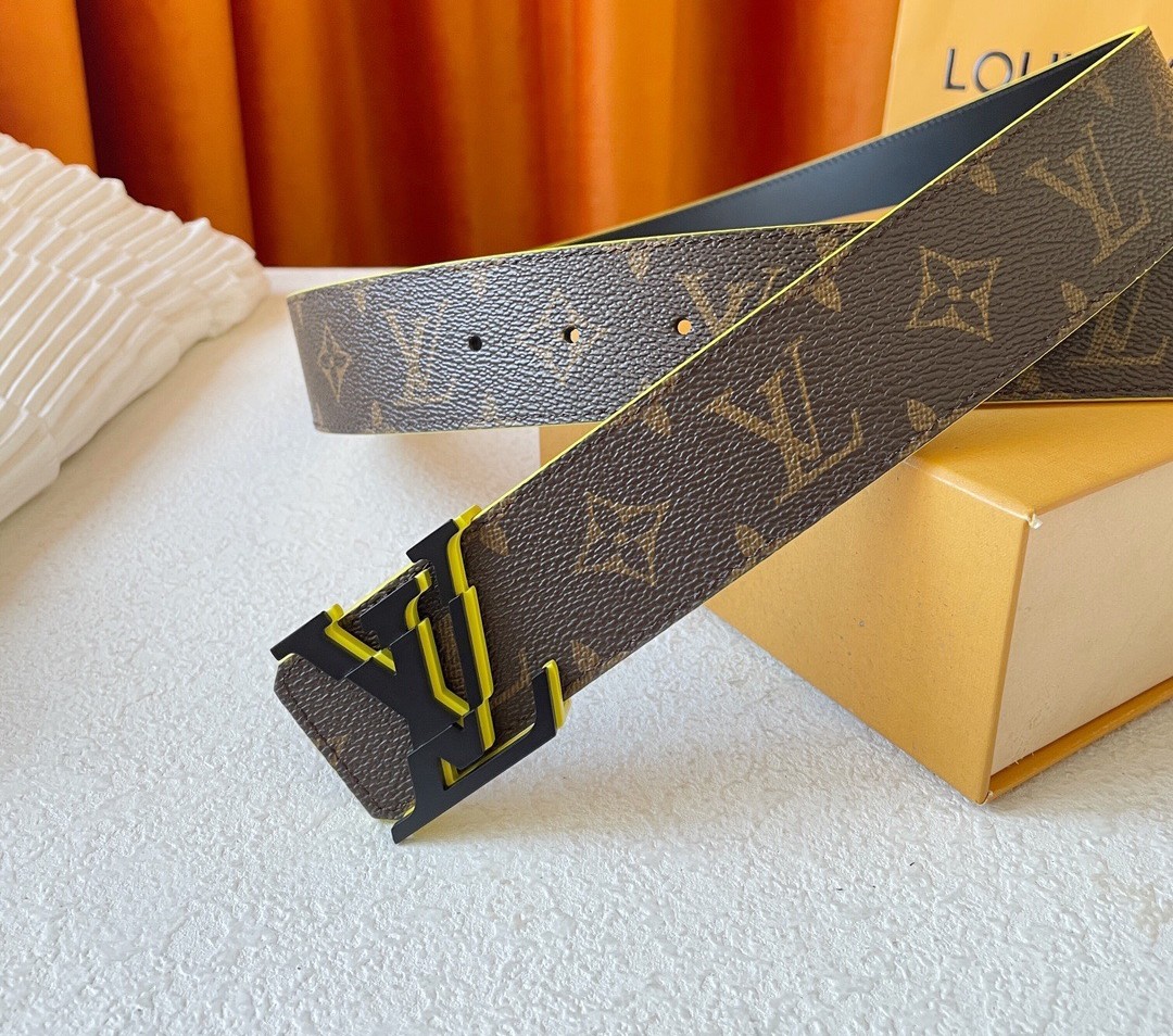 Replica Louis Vuitton LV Shake 40mm Reversible Belt In Monogram