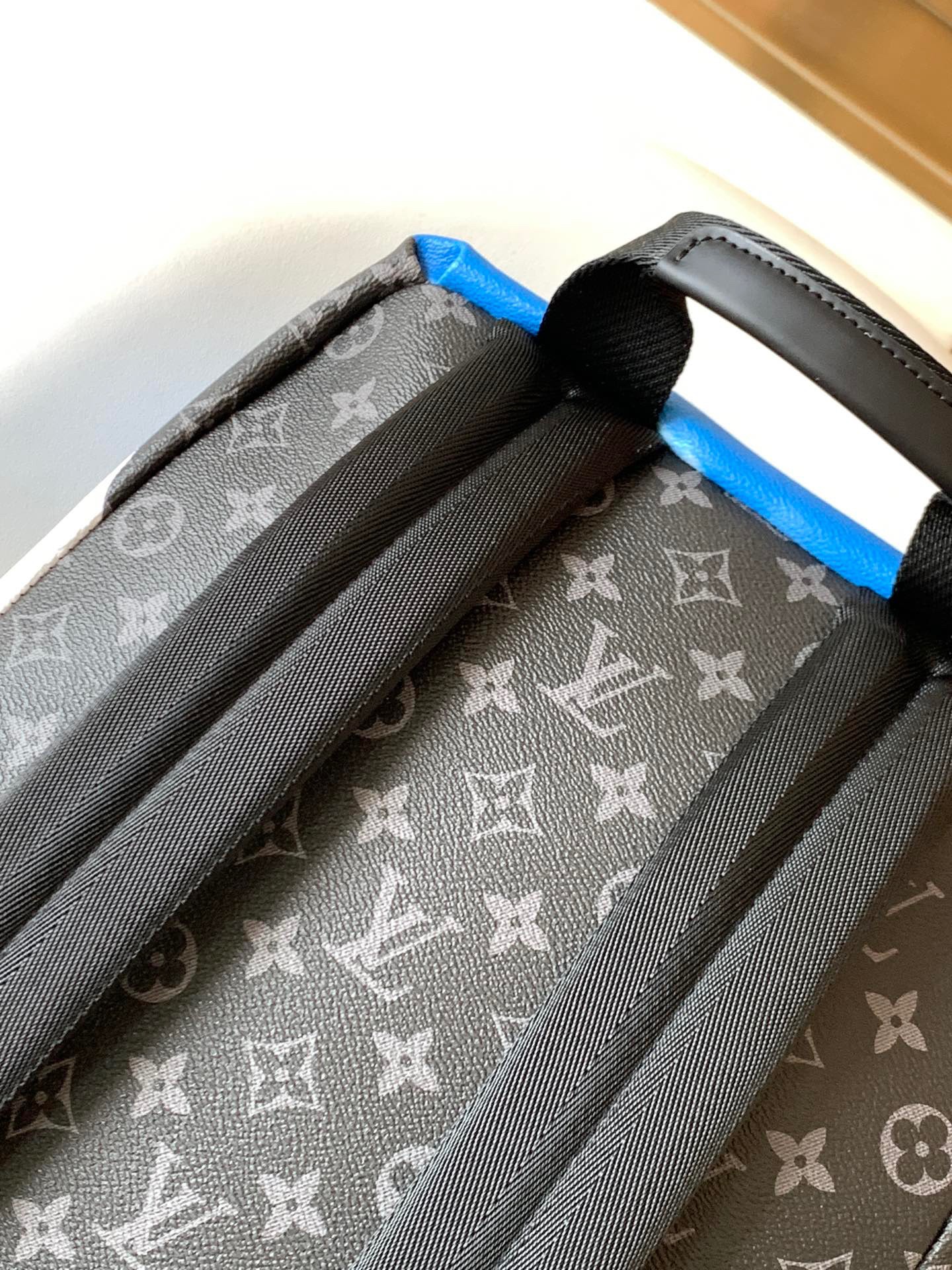 Replica Louis Vuitton Discovery Backpack In Sunrise Monogram