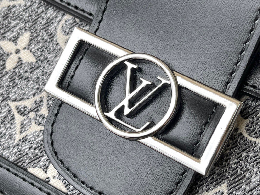NEW Louis Vuitton Dauphine Monogram Jacquard Denim Gray Cruise