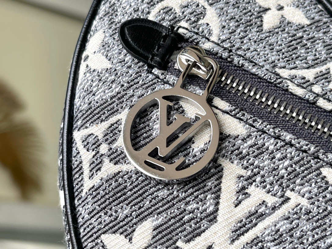 Replica Louis Vuitton LOOP Bag Monogram Jacquard Denim M21752 for