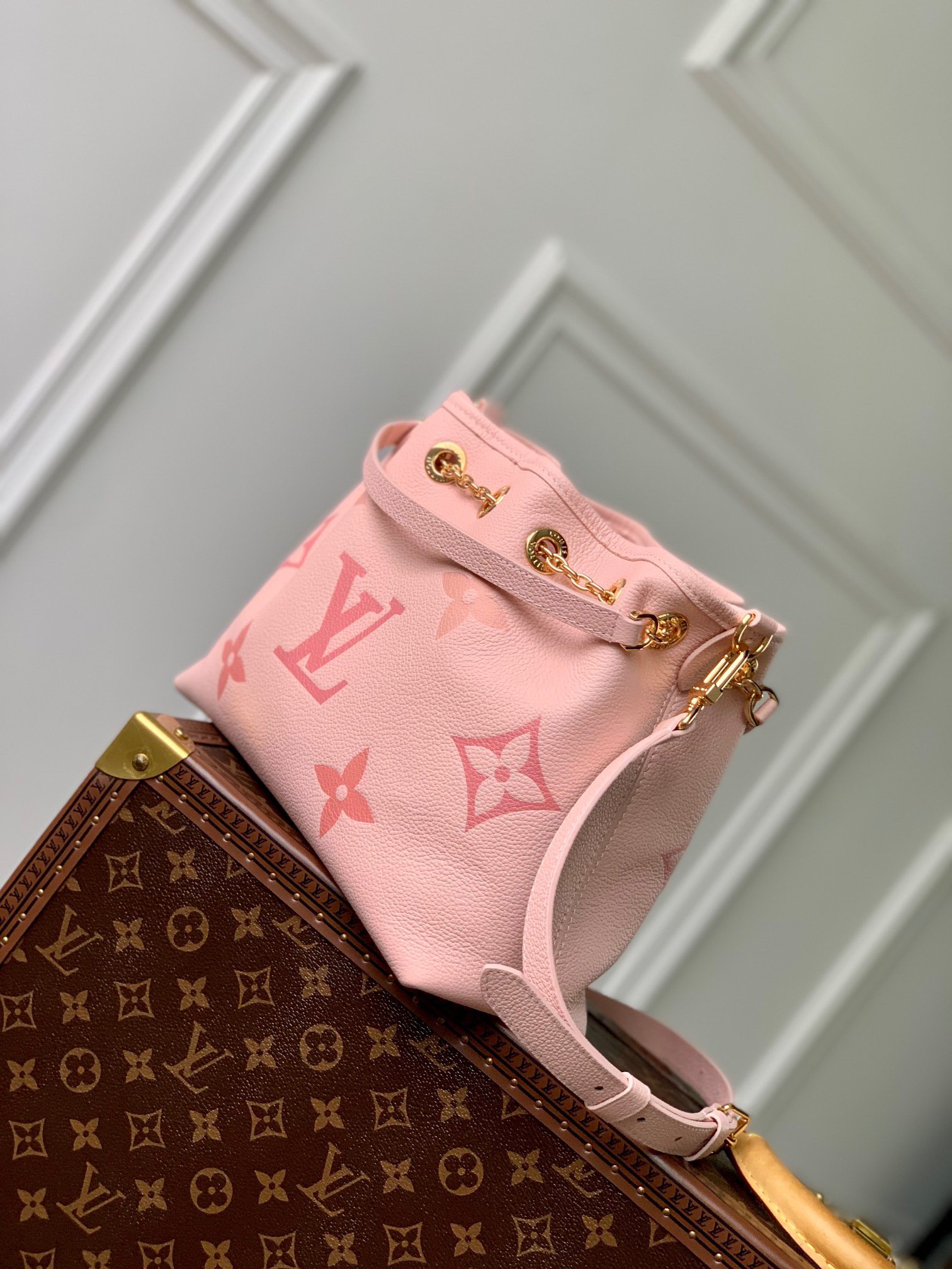 Replica Louis Vuitton Summer Bundle Bag In Monogram Empreinte