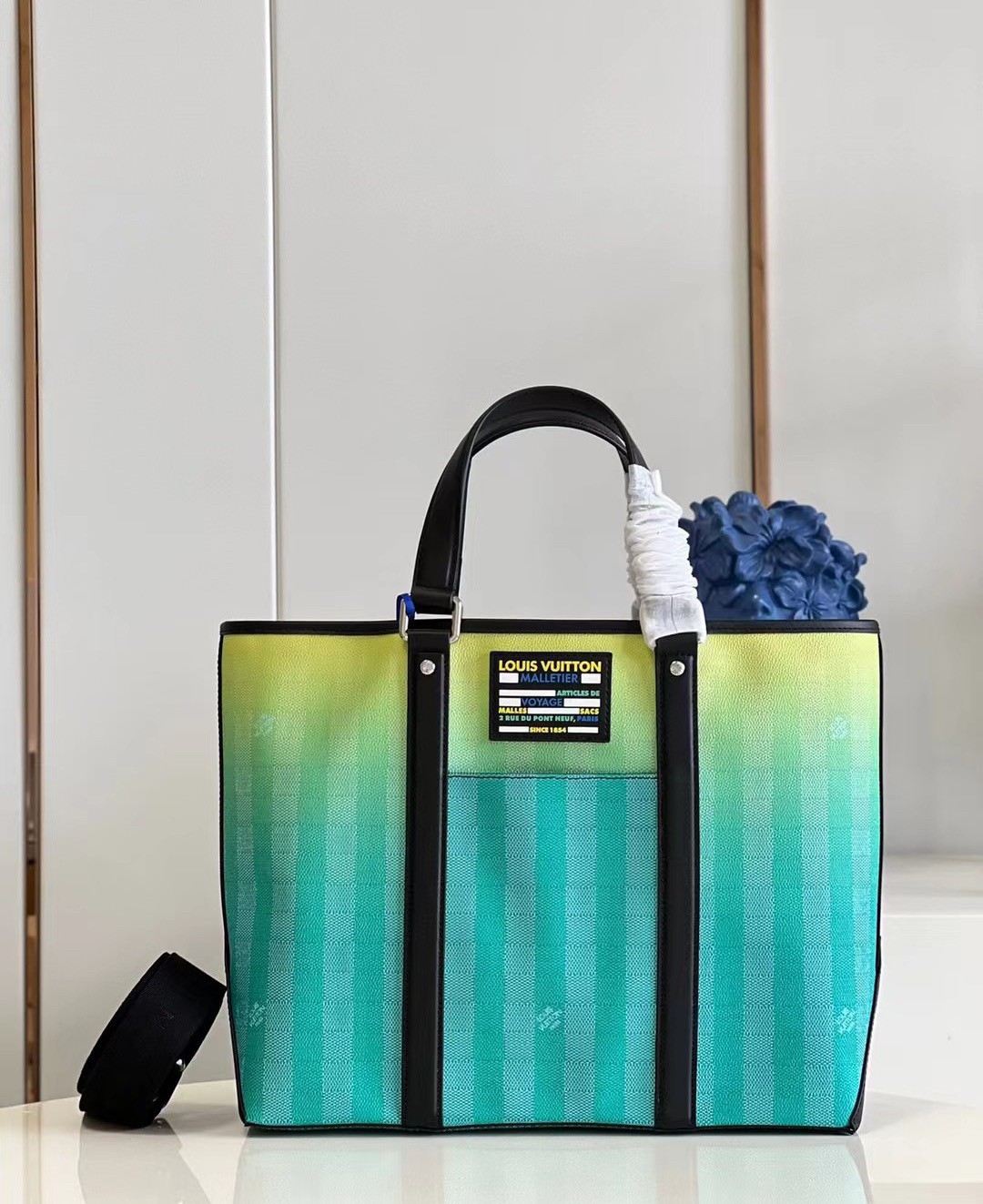 Louis Vuitton Mens Wallet Damier Stripes Gradient Blue new in box