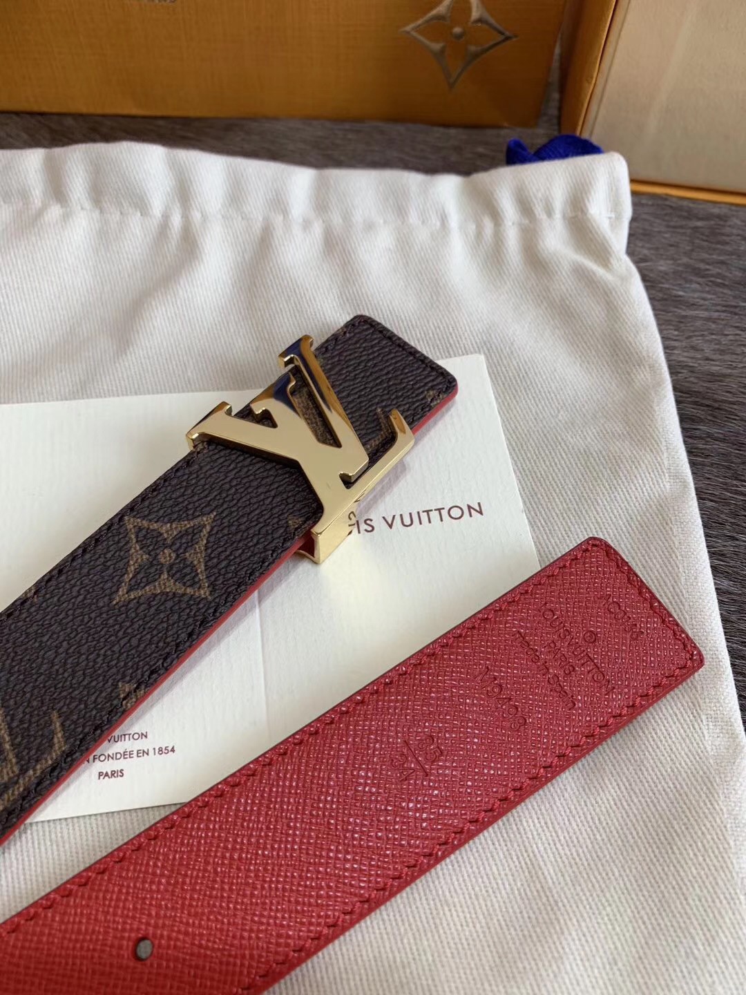 Authentic Louis Vuitton Damier Azur LV Initiales 30mm Reversible Women's  Belt