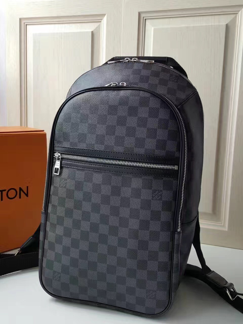 Replica Louis Vuitton Michael Backpack In Damier Graphite Canvas N58024