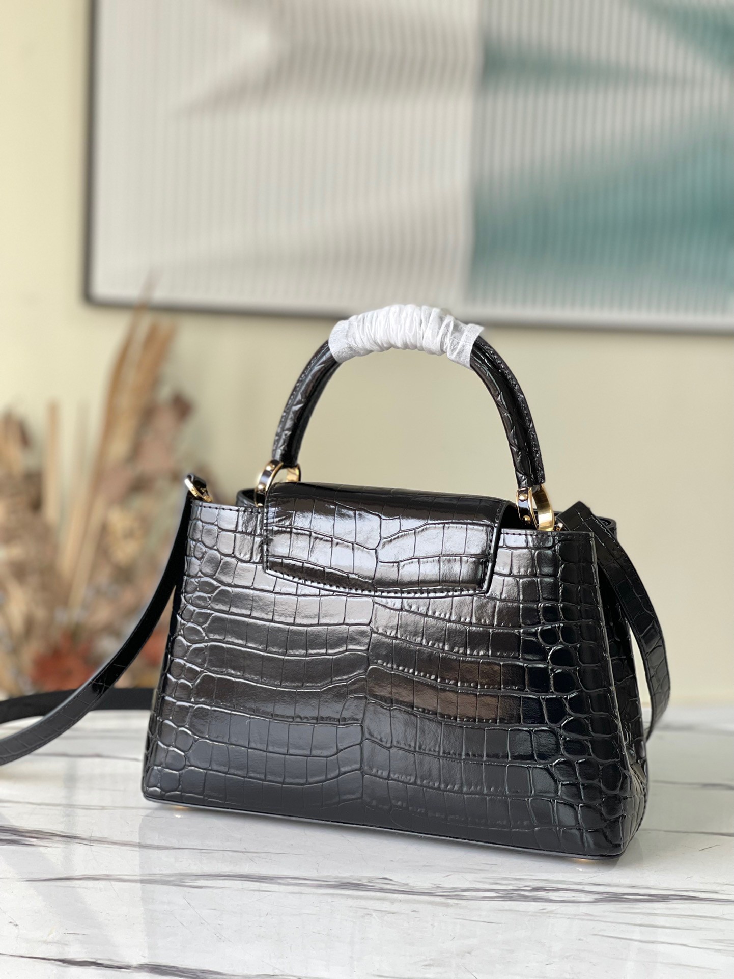 Replica Louis Vuitton Capucines MM Bag In Crocodile-embossed Leather N92967