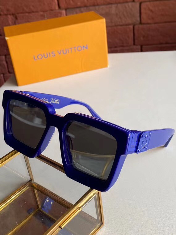 Louis Vuitton 1.1 Millionaires Sunglasses Navy Blue